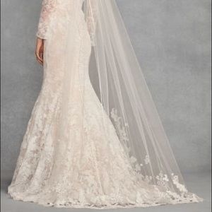 NWT White by Vera Wang Macrame Lace Ivory Veil